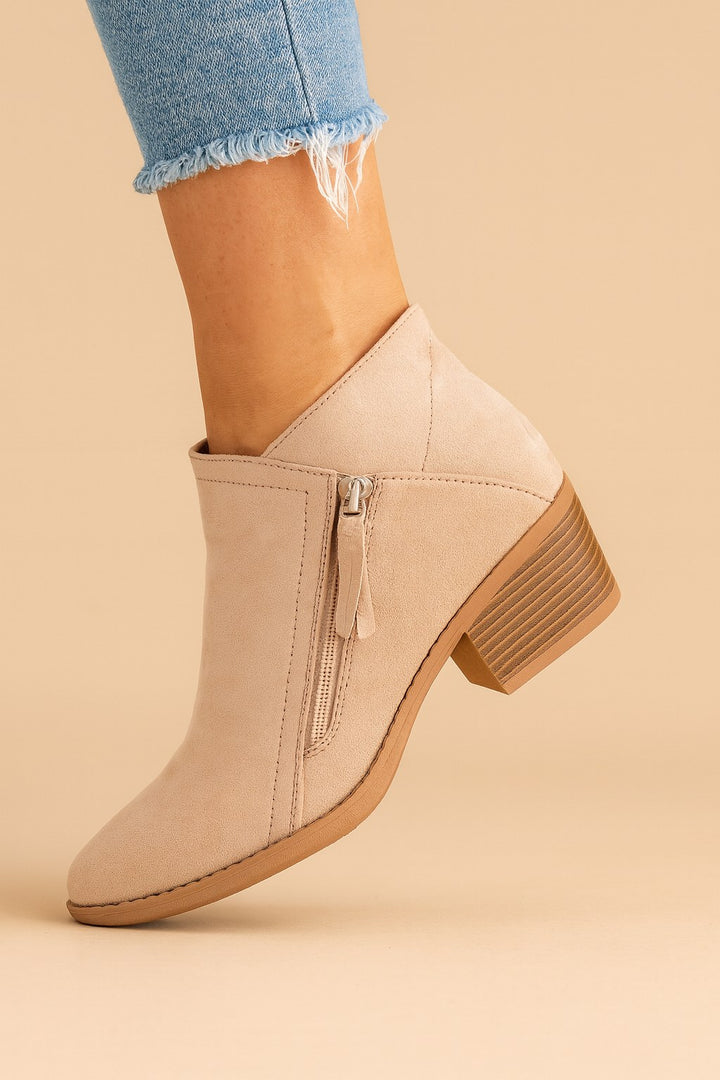 Juno — Heeled Ankle Boots for Women with Zipper (8)