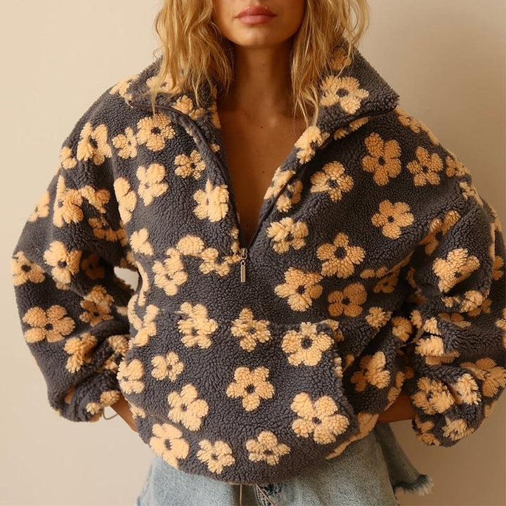 Wanda — Fleece Pullover for Women with Floral Print (4)