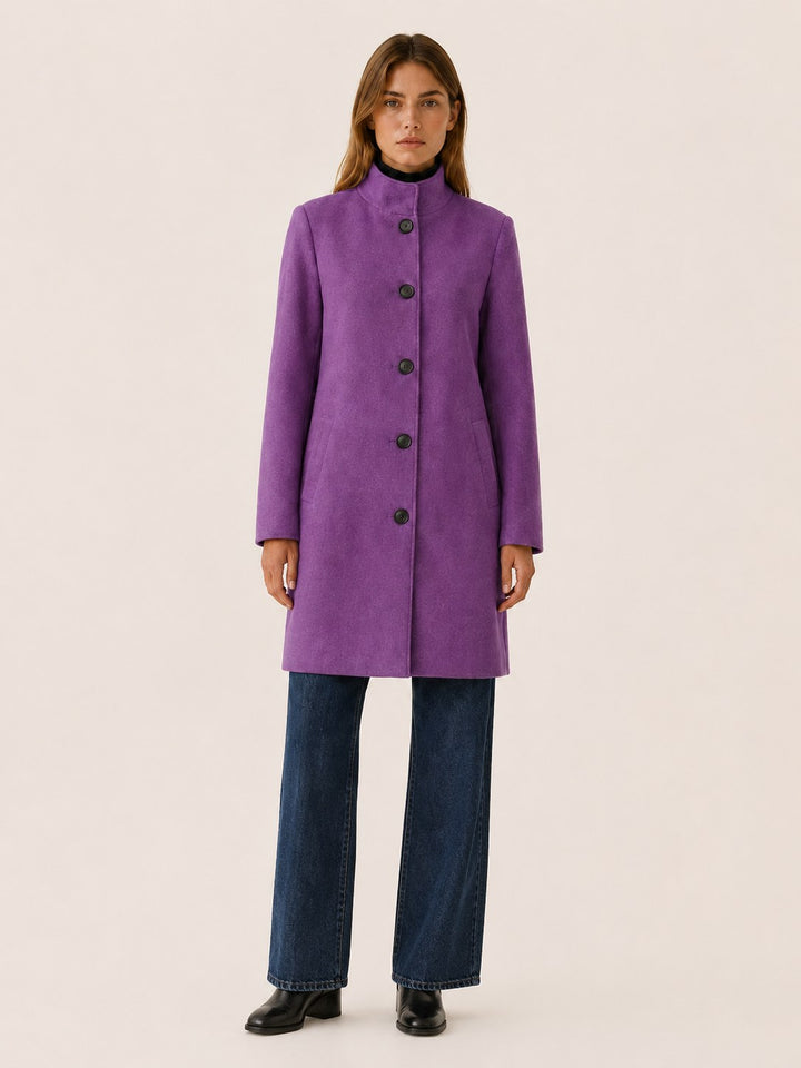 Amelia — Classic trench coat for women with button front (6), Timeless Wears