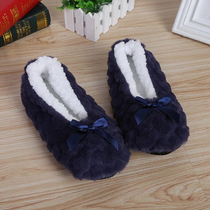 Nadine — Soft slippers for women with fur lining, Timeless Wears