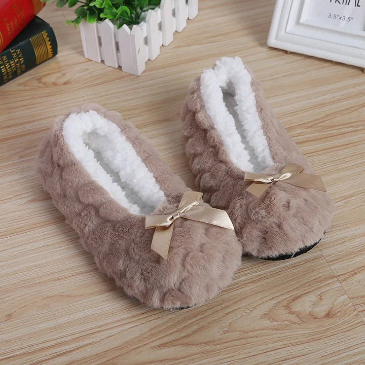 Nadine — Soft slippers for women with fur lining (5), Timeless Wears