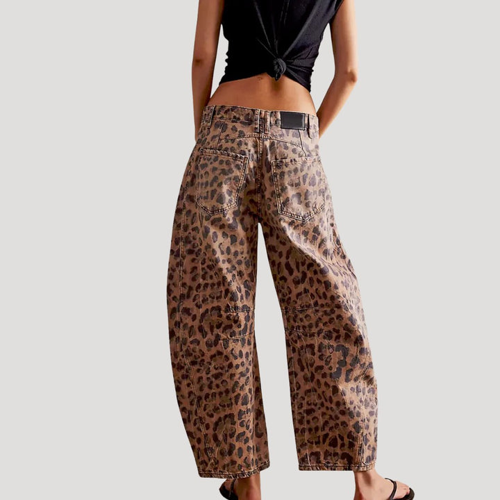 Sylvia — Relaxed jeans for women with barrel leg (2), Timeless Wears